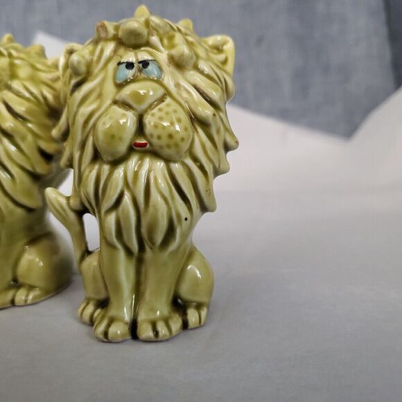 Vintage Anthropomorphic Ceramic Japan Release Kitsch Lion Salt & Pepper Shakers - Picture 6 of 10